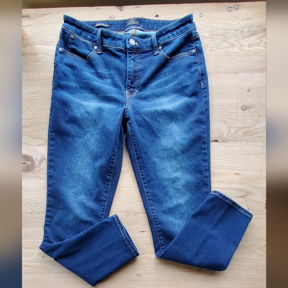 Talbots Slim ankle jeans size 8 dark wash